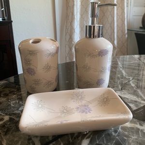 Bathroom - soap dish TB holder lotion dispenser
